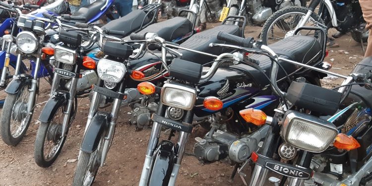کراچی سے چوری اور چھینی گئی موٹرسائیکل کہاں جاتی ہیں؟