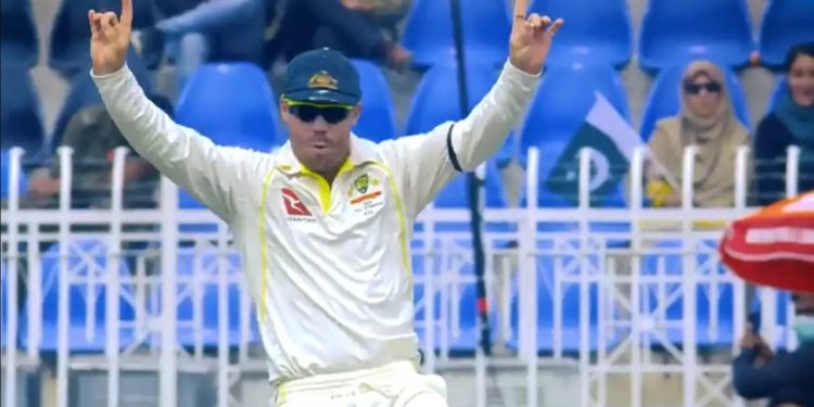 آسٹریلوی اوپنر ڈیوڈ وارنر کا بھنگڑا