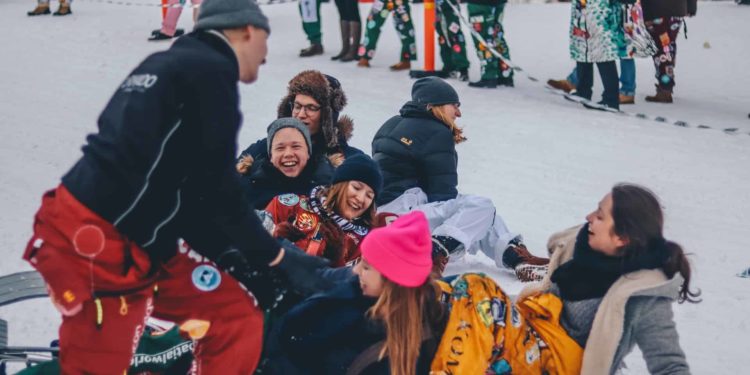 دنیا میں سب سے زیادہ خوشی کس ملک میں؟