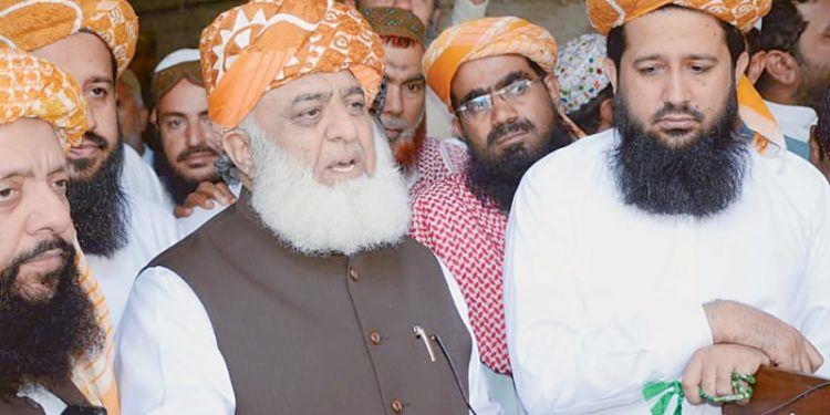 پی ڈی ایم کا 23 مارچ کو لانگ مارچ