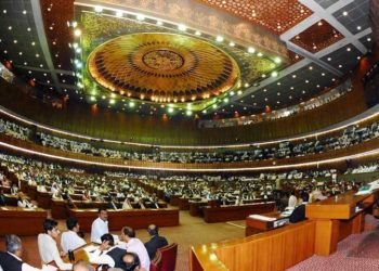 قومی اسمبلی کا اجلاس جمعے کو، اپوزیشن کا فیصلے پر احتجاج