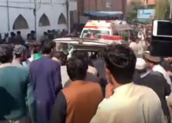  پشاور میں دہشت گردی، مسجد میں خود کش دھماکہ، 30 نمازی شہید