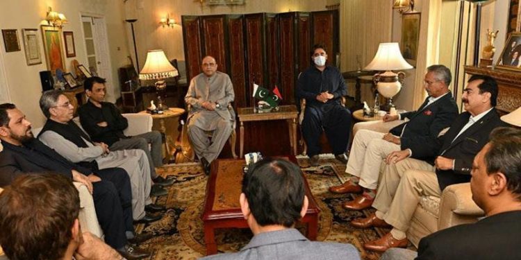 حکومت کو” سرپرائز” ایم کیو ایم اپوزیشن کے ساتھ