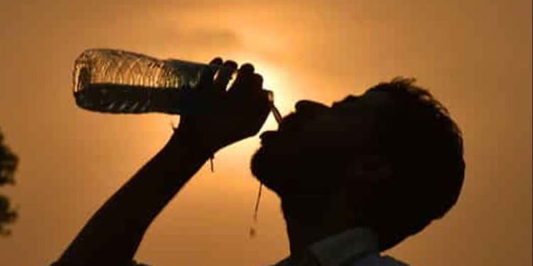 کراچی میں موسم گرما کا آغاز