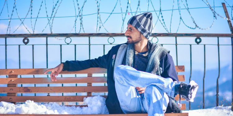 ذہنی دباؤ کا شکار یوٹیوبر ساگر  نے خودکشی کرلی