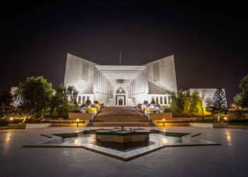 سپریم کورٹ نے اسمبلی بحال کردی، تحریک عدم اعتماد 9 اپریل کو