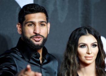 باکسر عامر خان کو لوٹ لیا گیا