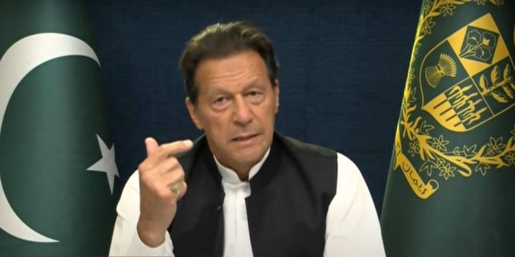 میں نے کیا غلطی کی؟ کیا جرم کیا ؟ وزیراعظم عمران خان