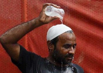 کراچی میں سورج کا مزاج مزید گرم