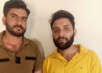 نشئی بیٹے کی فائرنگ سے ماں باپ سمیت 4 افراد قتل