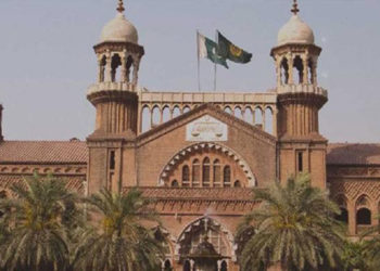 حمزہ کے حلف کے لیے صدر کسی اورکو مقرر کریں، عدالت