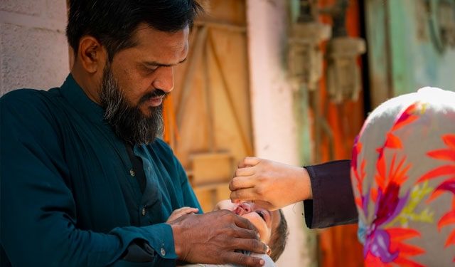 سوا سال  بعد پولیو کا پہلا کیس، وزیراعظم اور بلاول کی تشویش