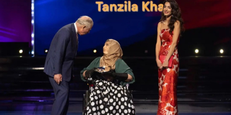 امل کلونی ویمن ایمپاورمنٹ ایوارڈ تنزیلہ خان کے نام