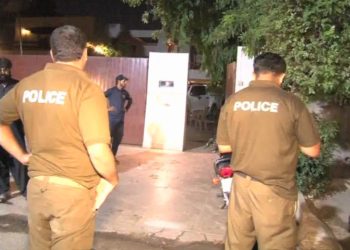 سندھ میں دفعہ 144، لاہور میں پولیس اہلکار شہید، ملک بھر میں چھاپے