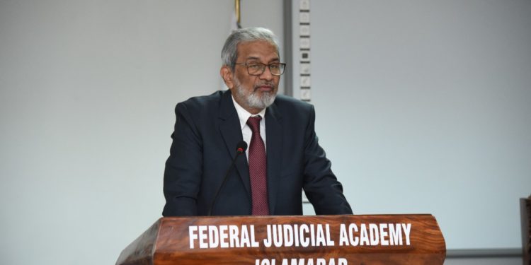 جسٹس (ر) مقبول باقر۔۔ نئے چیئرمین نیب پر اتفاق