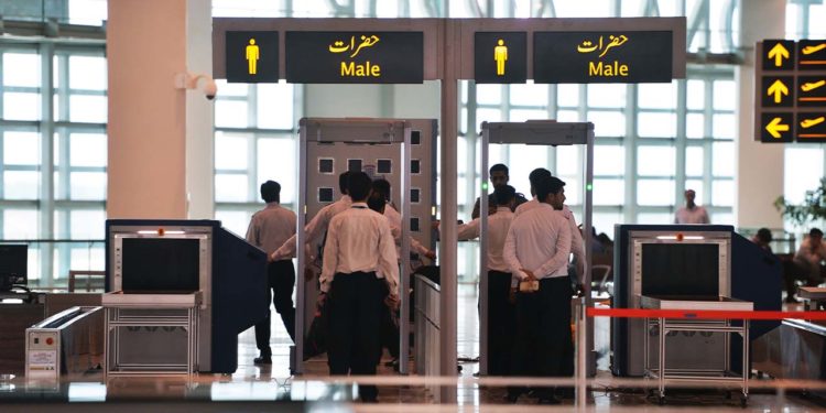 حکومت نے کسٹم حکام کو مسافروں کی اشیا ضبط کرنے سے روک دیا