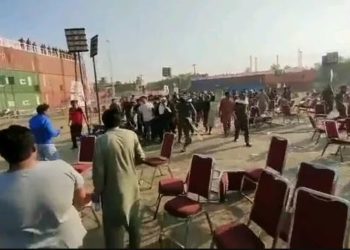 سیالکوٹ جلسہ گاہ پر پولیس کا کریک ڈاؤن، عثمان ڈار و متعدد کارکنان گرفتار