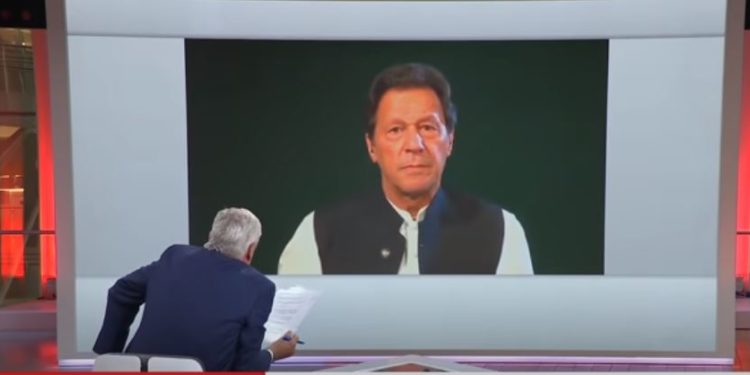 عوام نے خدمت کے لیے منتخب کیا تھا، عمران خان