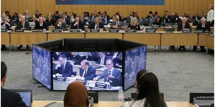 ایف اے ٹی ایف: پاکستان کے گرے لسٹ سے  نکلنے کے روشن امکان