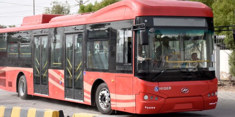 کراچی والوں کا انتظار ختم، پیپلز بس سروس کا آغاز آج سے ہوگا