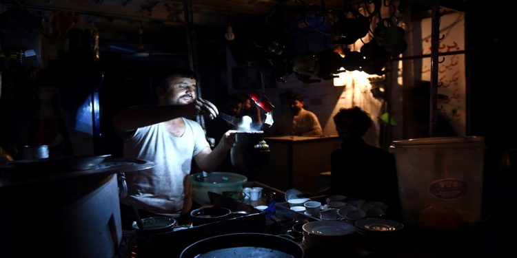 کراچی میں شارٹ فال 400 سے 500 میگا واٹ تک