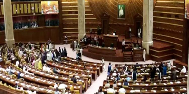 اسپیکر پنجاب کے اختیارات محدود