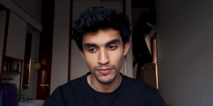 معروف وی لاگر عبداللہ خٹک ٹریفک حادثے میں جاں بحق