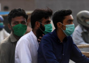 ملک میں ایک بار پھر کورونا کا خطرہ، مثبت کیسز میں دوبارہ اضافہ