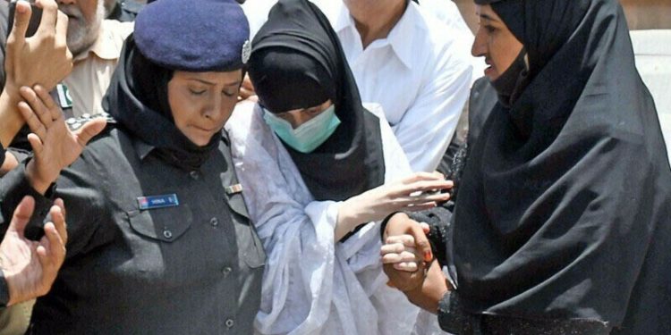 دعا زہرا کیس کا فیصلہ، عدالت نے دعا زہرا کو مرضی کا فیصلہ کرنے کی اجازت دے دی