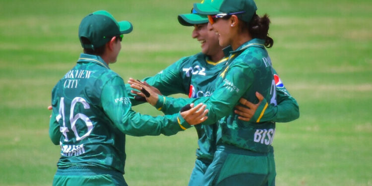 بسمہ معروف اور طوبیٰ حسن ویمن پلیئرآف دی منتھ میں نامزد