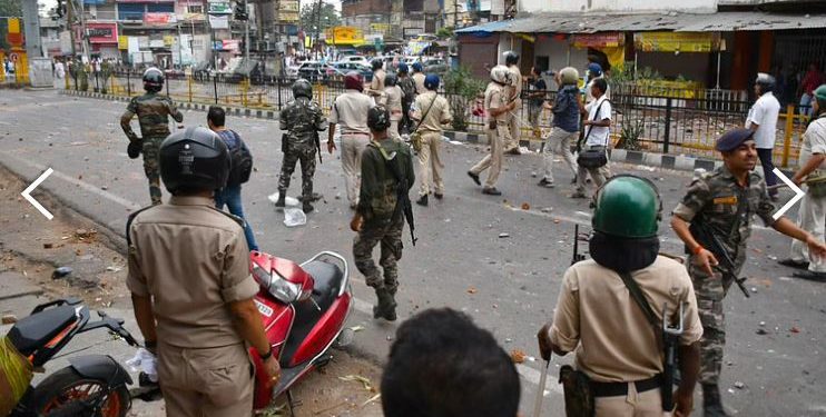 بھارت : گستاخانہ بیان پراحتجاج، مسلمانوں کی گرفتاریاں، کئی شہروں میں دنگا فساد اور کرفیو