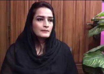 ایک منٹ میں تمہاری زندگی تباہ کرسکتا ہوں