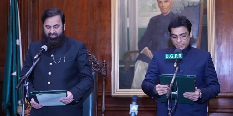 حمزہ کا وزیراعلیٰ پنجاب کا حلف ، ڈپٹی اسپیکر کی رولنگ پر سماعت