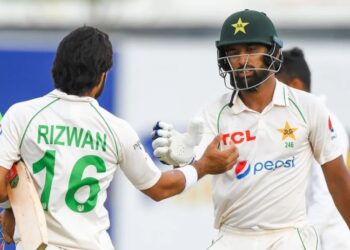 پاکستانی بلے بازوں نے کمال کر دکھایا