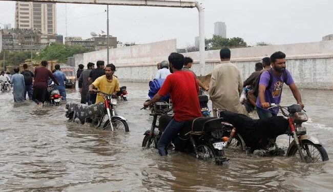 مون سون کا نیا اسپیل، کراچی میں آندھی اور تیز بارش متوقع