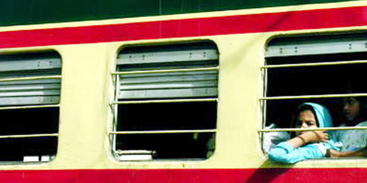 خواتین کا سفر محفوظ، سفری سہیلی کے ساتھ