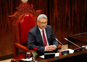 سری لنکن صدر مالدیپ فرار، ملک میں ایمرجنسی