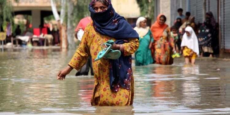 سندھ میں سیلاب کی تباہی اور متاثرین کی آہ و بکا