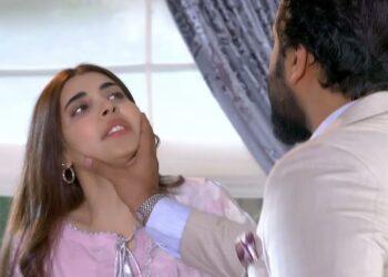 "مرد مار پیٹ کے باجود ہیرو بن جاتا ہے”