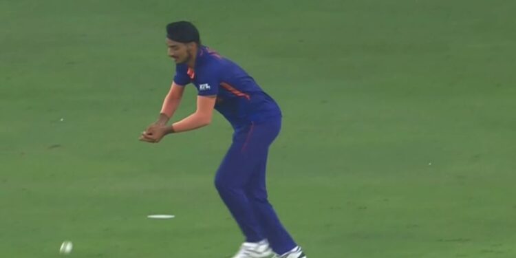 شامی کے بعد ارشدیپ سنگھ غدار