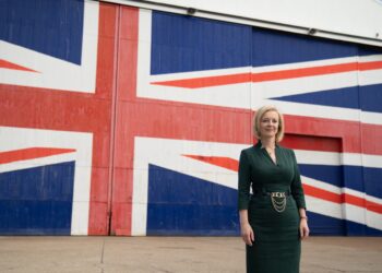 وزیر خارجہ لز ٹرس برطانیہ کی نئی وزیراعظم