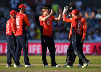 دورہ پاکستان کے لیے انگلینڈ کی غیر معروف کھلاڑیوں کی  ٹیم کا اعلان