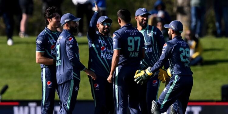 سہ ملکی ٹی ٹوئنٹی کرکٹ سیریز : پاکستان کی پہلی جیت