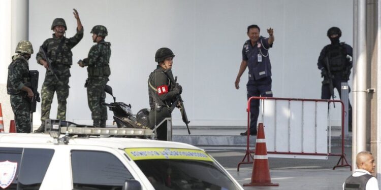 تھائی لینڈ : سابق پولیس اہلکار کے ہاتھوں  بچوں سمیت 31 افراد قتل