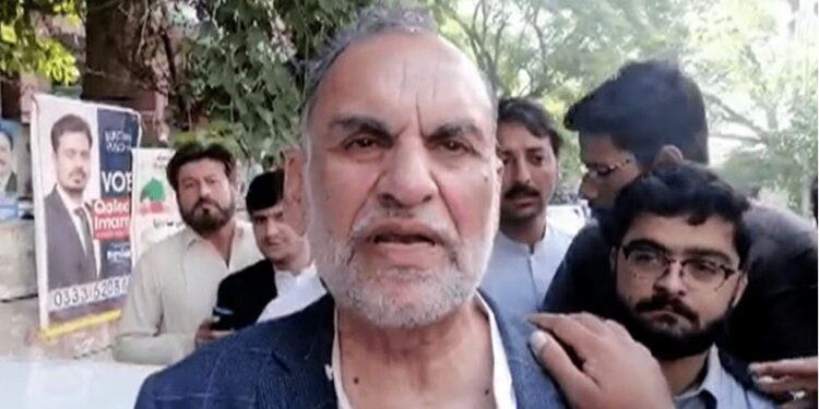 قابل اعتراض  ٹوئٹس پر اعظم سواتی گرفتار