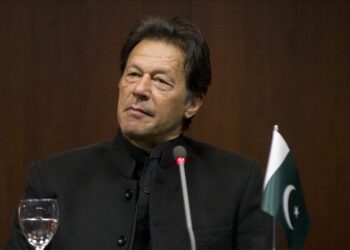 عمران خان نااہل، پی ٹی آئی کا فیصلہ آج ہی چیلنج کرنے کا اعلان