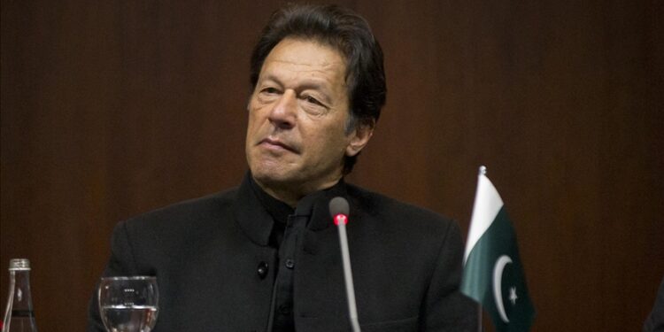 عمران خان نااہل، پی ٹی آئی کا فیصلہ آج ہی چیلنج کرنے کا اعلان