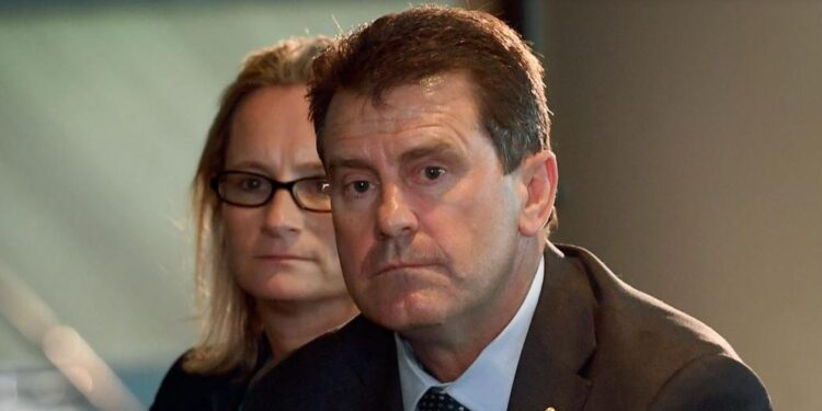 مارک ٹیلر کا فری ہٹ قانون بدلنے کامطالبہ