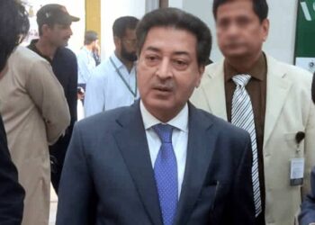 پہلے سے رکن قومی اسمبلی انتخاب کیسے لڑ سکتا ہے؟ چیف الیکشن کمشنر