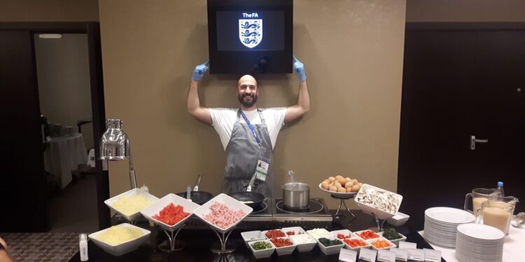 انگلش کرکٹ ٹیم کا باورچی بھی پاکستان آئے گا